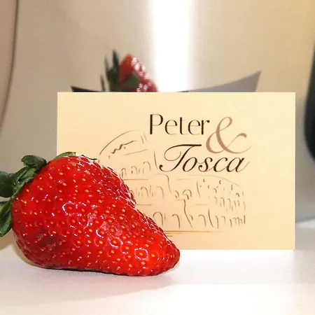 Daire Peter And Tosca *